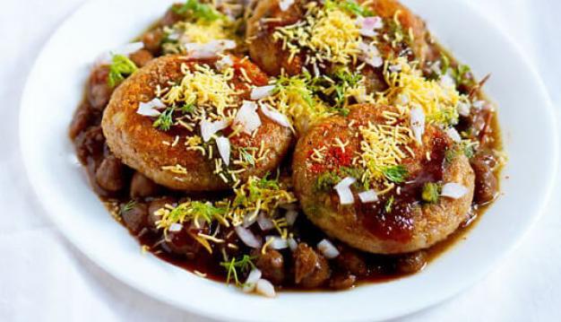 Aloo Tikki Chaat